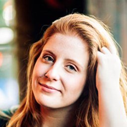Illustratief portret van Sanne Pauwels bij een klantervaring